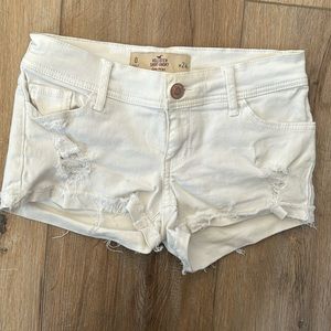 White denim low rise short shorts size 0